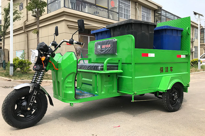 Tricycle électrique de transport des déchets TKW-4000 (4 bacs)