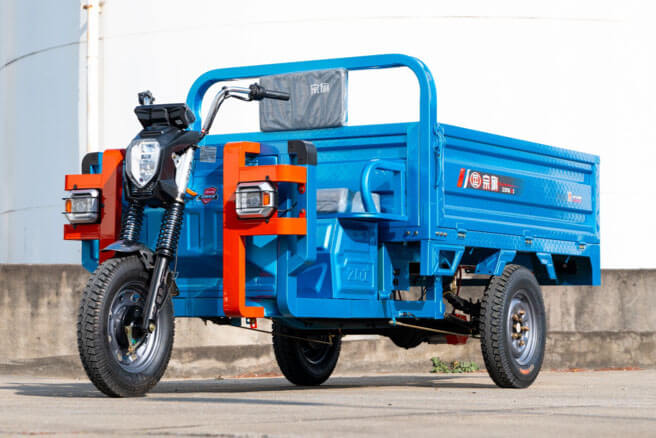 Triciclo eléctrico basculante de gran potencia TKW-ZQ01