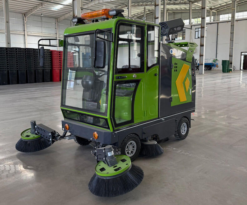 Varredora de ruas elétrica com assento TKW-TJ02
